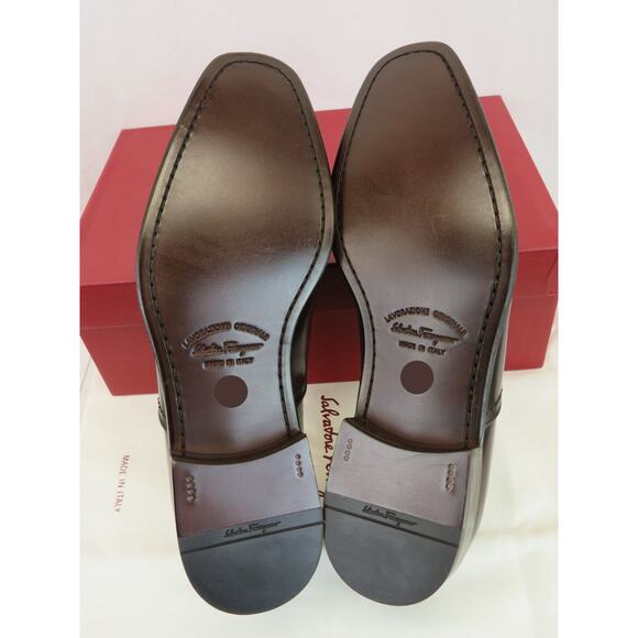 NIB FERRAGAMO SEUL DARK BROWN POLISHED LEATHER CAP TOE LOGO OXFORDS 11 D main image 13